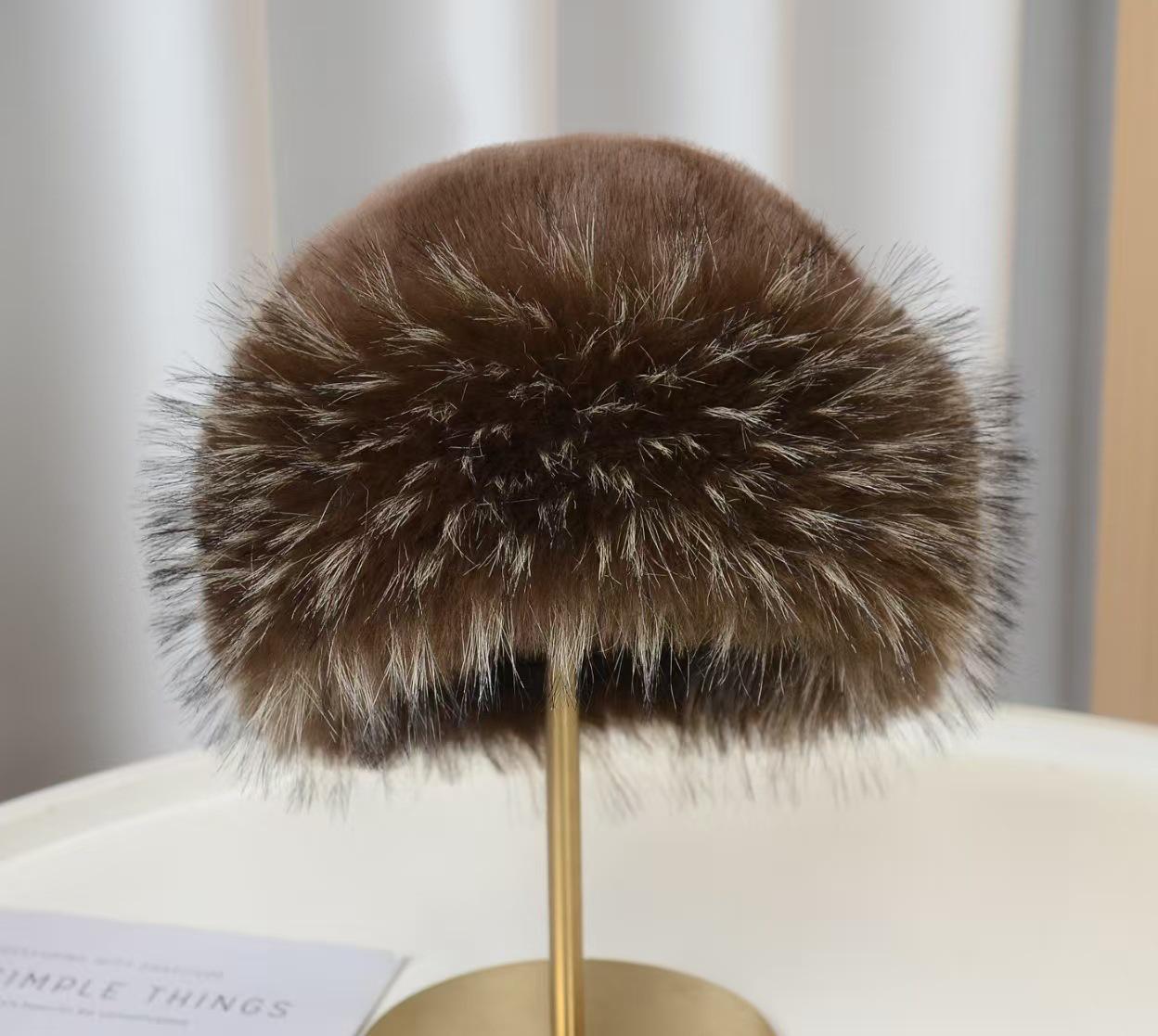 

Стильная шляпа для беременных из монгольского плюша с широкими полями и защитой ушей