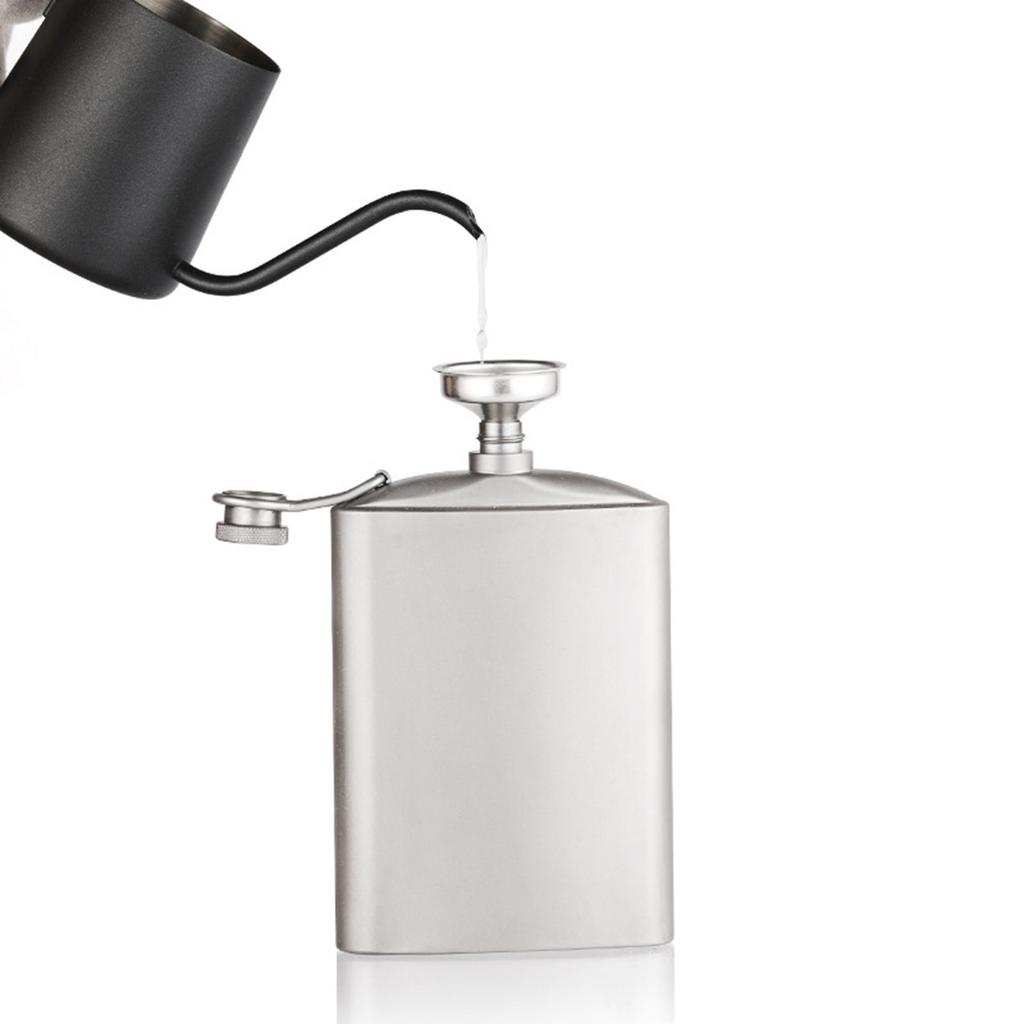 Portable 260ml/200ml Titanium Wine Flask Unique Titanium Flat Bottle 260ml 200ml for Camping and Outdoor Activities