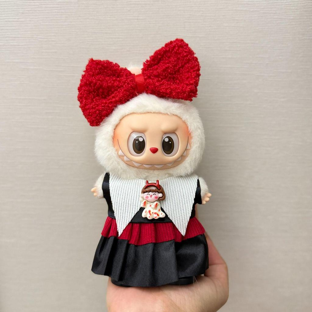 Labubu Christmas Doll Clothes Set for First, Second, & Third Generation Dolls