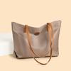 Retro Tote Bag Women's Large Capacity Shoulder Bag
