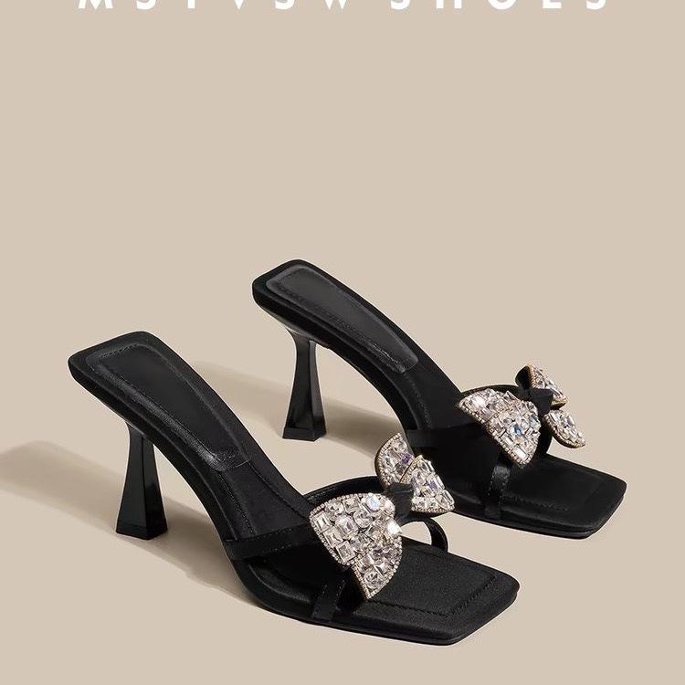 

Модные женские туфли на высоком каблуке, шлепанцы, роскошные шлепанцы с бантом из страз, темпераментные сандалии на высоком каблуке с квадратным носком, женские банкетные туфли-лодочки 34 чёрный