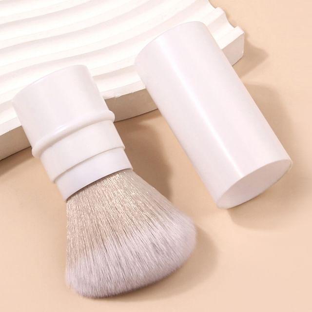 REGENBOOG - Retractable Blush Brush