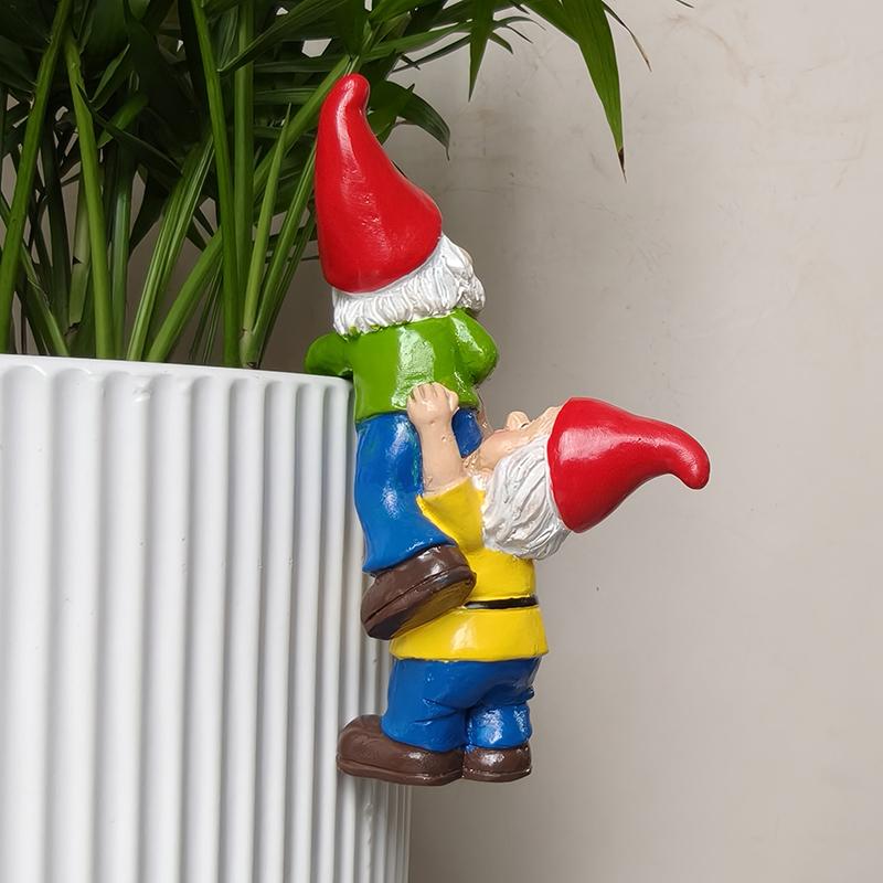 Gnomi Arrampicanti Carini Figurine Abbraccia Vasi Appesi Gnomi da Giardino Decorazioni per Piante per Vasi, Statuetta di Gnomo Appesa in Resina