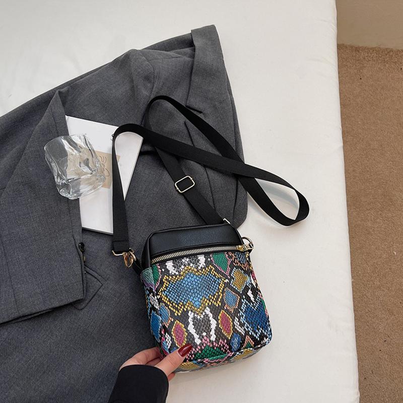 

Сумки кроссбоди с леопардовым принтом для женщин Модная повседневная сумка через плечо Легкий кошелек для телефона Универсальная офисная повседневная маленькая сумка KTY 15x5x20cm