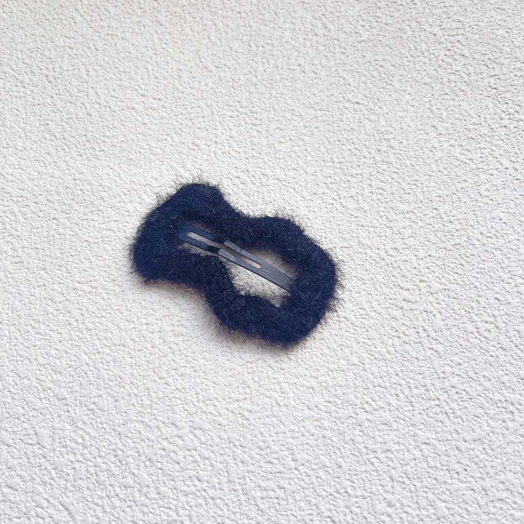 Autumn/Winter Plush Hair Clip for Women: Cute, Simple BB Clip for Bangs & Sides