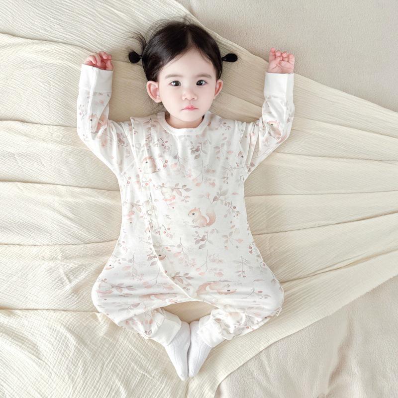 Double-Layer Pure Cotton Baby Romper: Breathable, Boneless, Close-Fitting, Warm Newborn Crawling Clothes.