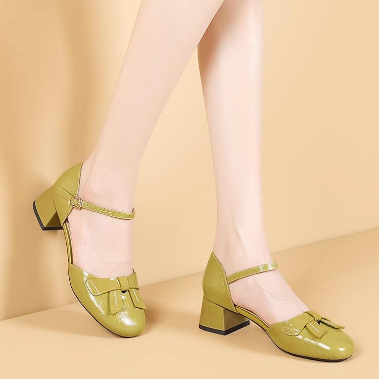 Women's Sandals 2025 New Thick Heel Bag Head Women's Shoes Fashion Versatile Bow Bag Heel Summer Shoes