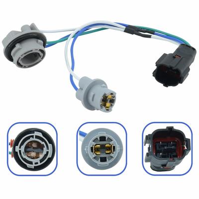 Otomobil Elektroniği Aksesuarları – Kablolar, Adaptörler ve Soketler