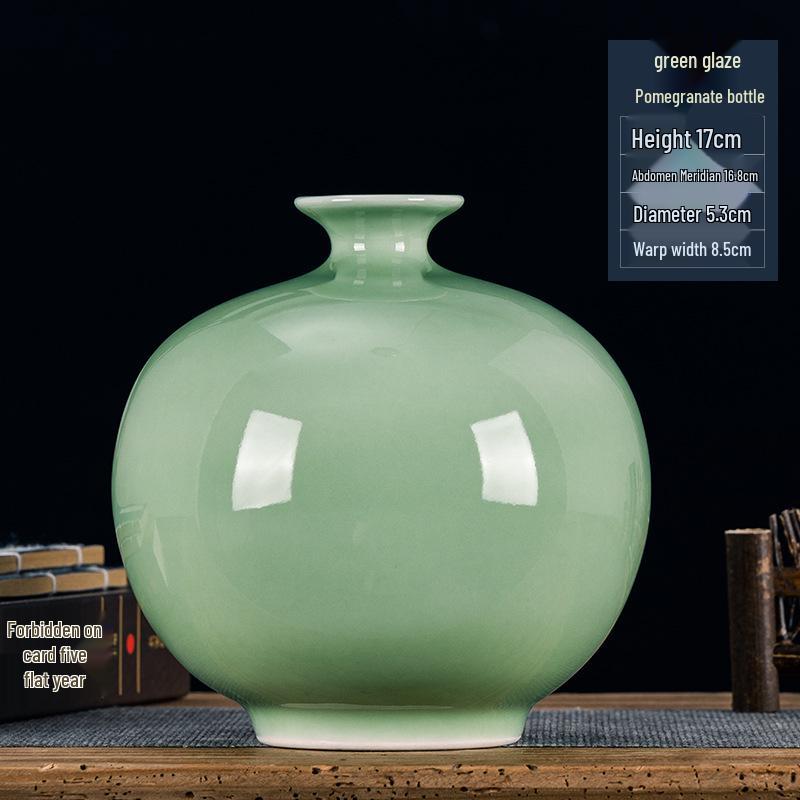 Green Glaze Antique Chinese-style Jingdezhen Ceramic Vase for Flower Arrangement and Home Decoration