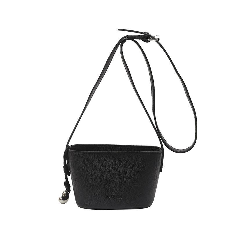 New Fashionable Versatile Shoulder Messenger Bag High-end Sense Solid Color Casual Simple Shoulder Messenger Bag Women