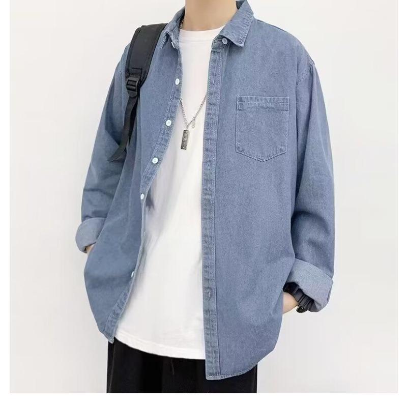 Herrskjorta i denim, avslappnad, lös passform, långärmad, med knappkrage och bröstficka