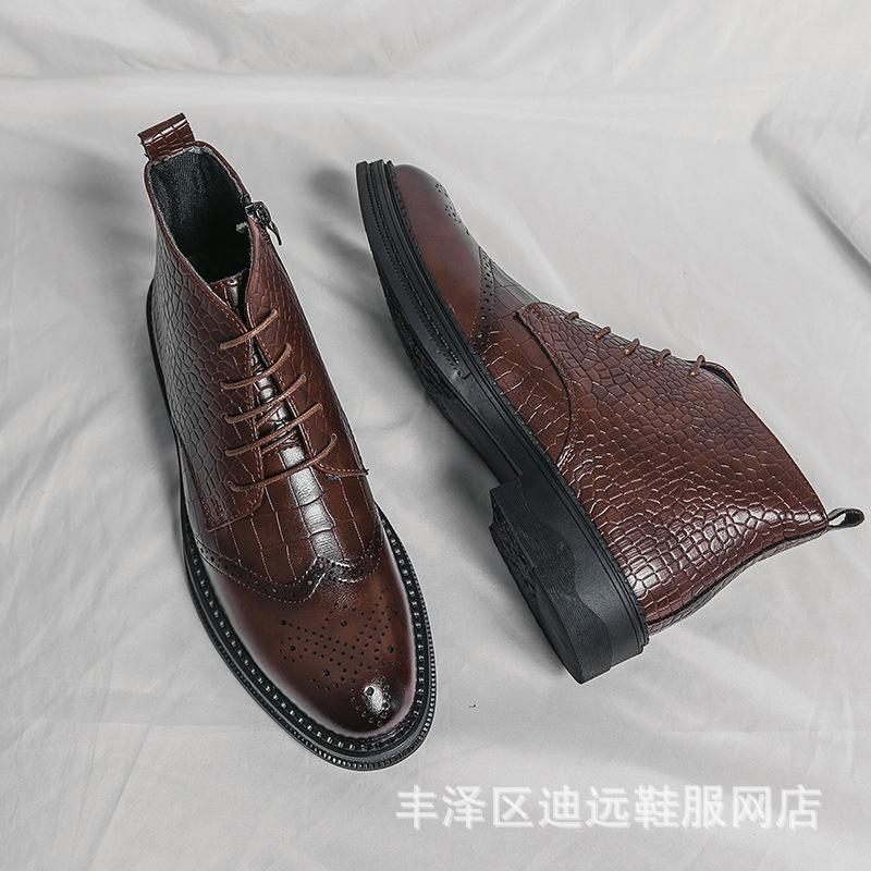 

Winter platform Martin boots Brock small size high-top casual men s shoes 2025 British style leather shoes 44 коричневий