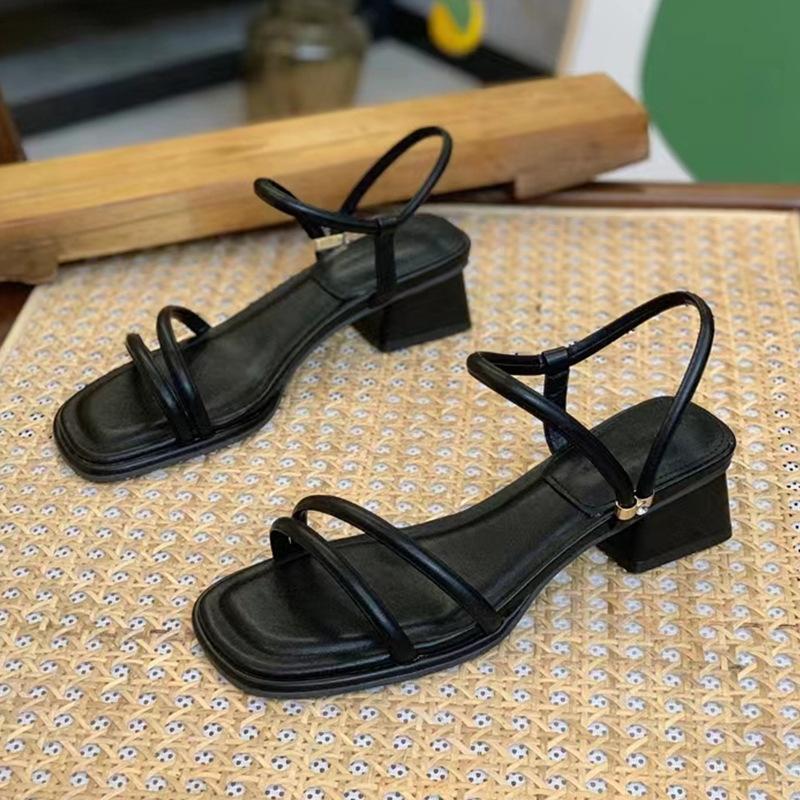 

Женские летние сандалии на толстом ремешке на каблуке, новая модная универсальная нежная модель с ремешком-перемычкой и юбкой 40