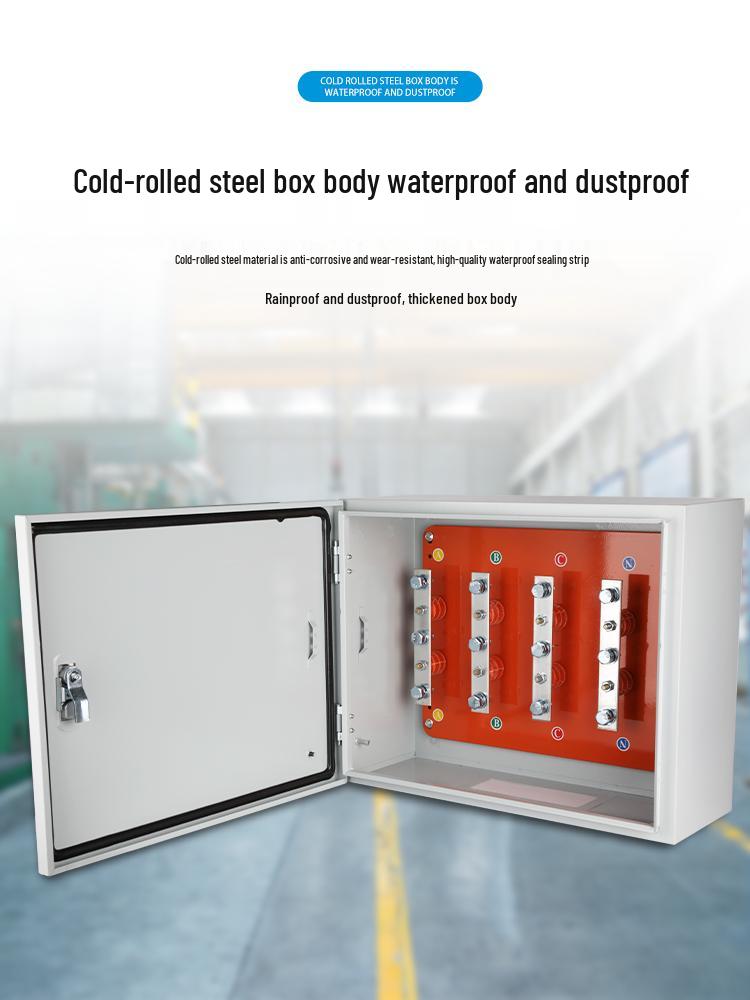 Low-Voltage Floor Cable T-Junction Box with Copper Busbar and Mineral Insulation for Protective Grounding.