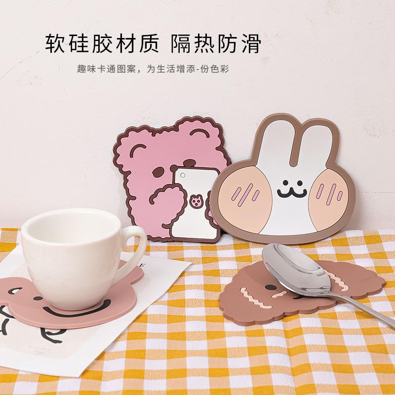 Süße kreative Cartoon-Tier-Untersetzer Haushalt rutschfest Wärmeisolierung Silikon-Schüsselmatte hitzebeständig und verbrühungssicher Esstischmatte Teetasse