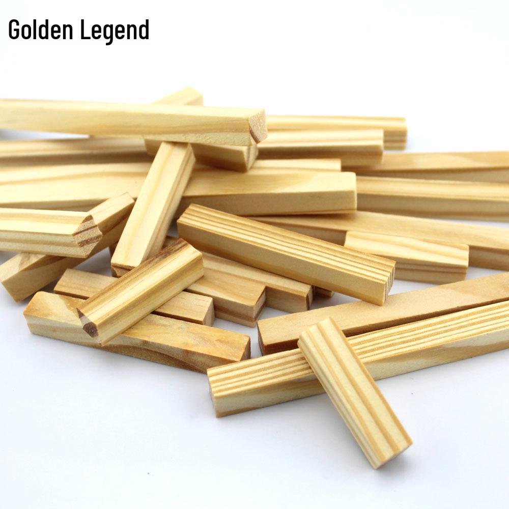 Kleine Kiefernholzstäbchen für den Modellbau