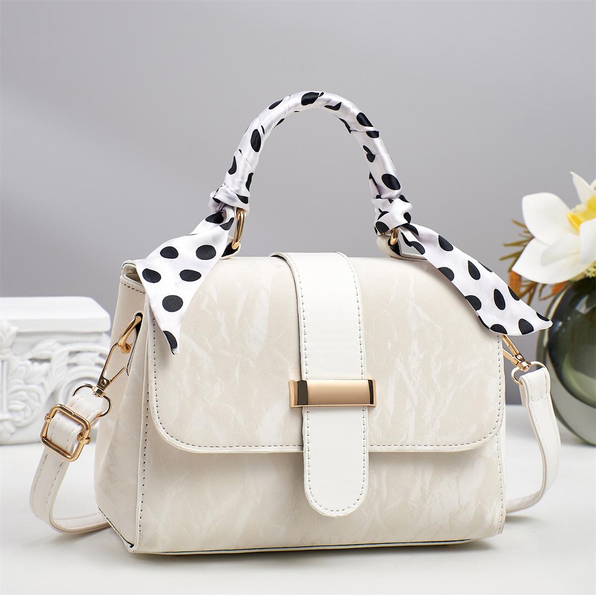 

Большая вместимость легкий роскошный высококачественный мягкий прочный модный изысканный легкий дорожный уличный кроссбоди на плечо грязно-белый