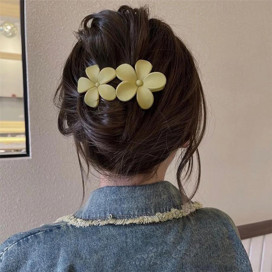 Flower Hair Clips Matte French Hair Barrette Black Floral Hairpins Hair Claw Clips Non-Slip Hair Clamps Grab Elegant Hair