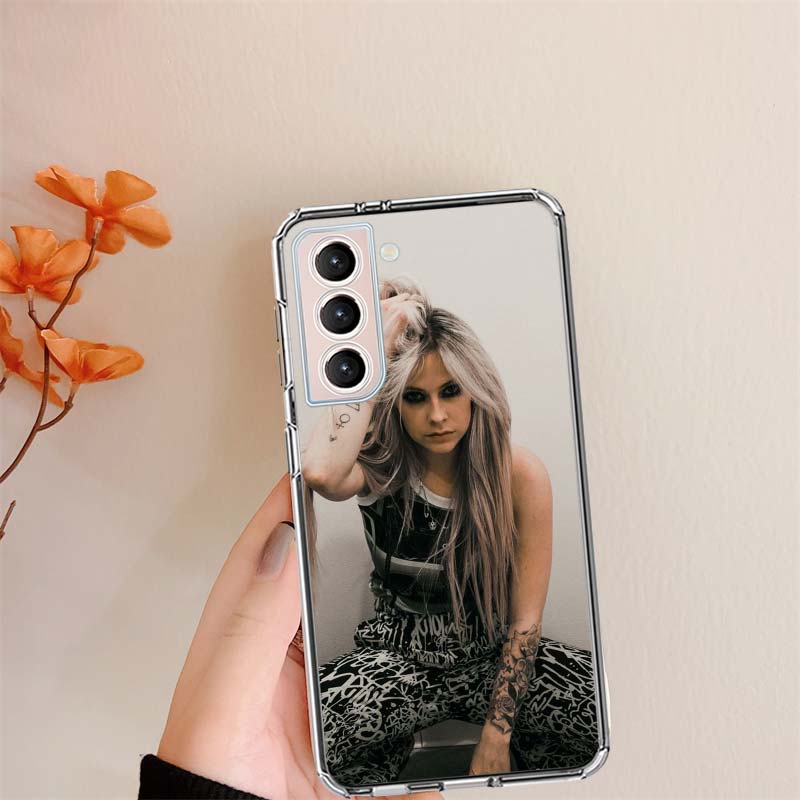 Sängerin Avril Lavigne Klare Handyhüllen für Samsung S26 Ultra Galaxy S25 Edge S24 S23 FE S21 Plus S20 S22 S10 Hülle Gemustert Com