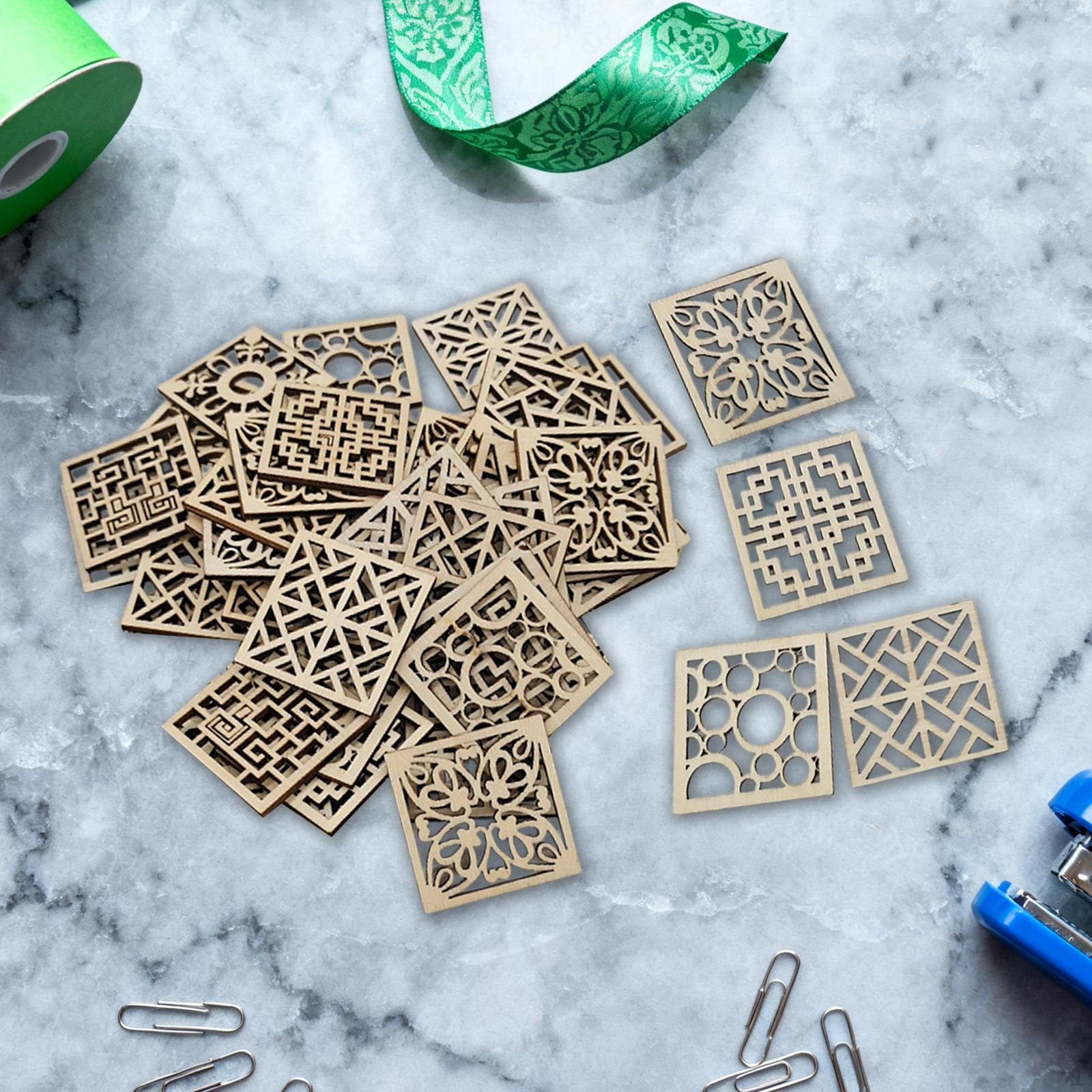 

Необработанные деревянные вырезки Цветочные и геометрические деревянные элементы для подвесных украшений 25pcs