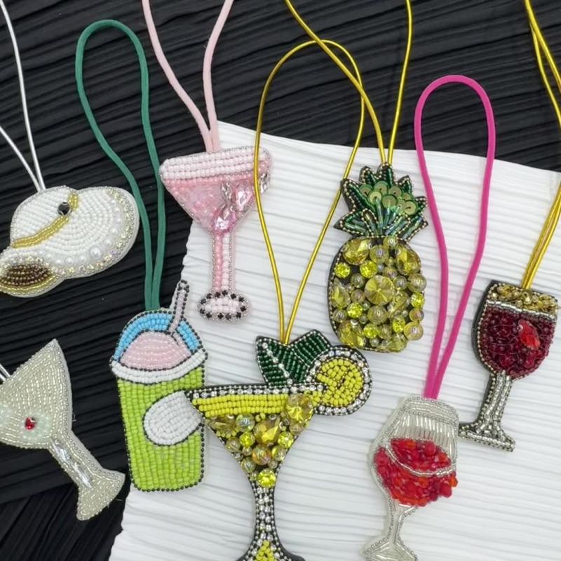 Copa de Vino de Piña con Cuentas Bebida Cuerda Colgante Parche Lanyard Parche Aplicación