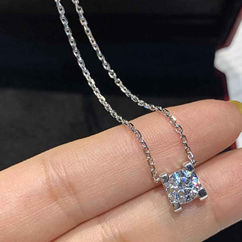 0.5CT-2.0CT Bull Head Necklace Classic Four Claw Inlaid White Lab Grown Diamond D-E VVS1-VS1 with IGI Certificate for Women Girls Fine Jewelry Gifts
