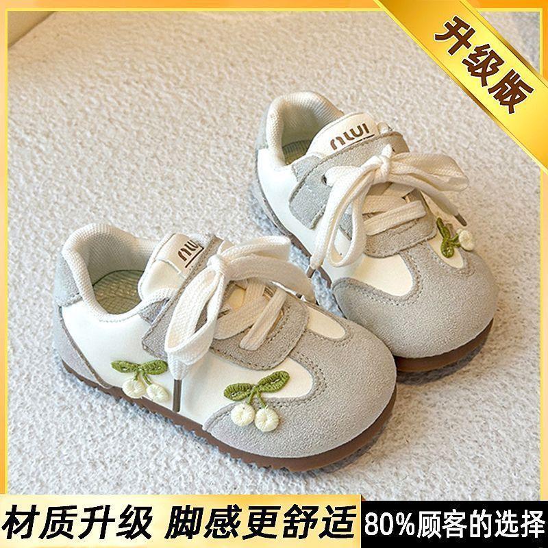 

Спортивная обувь для девочек 2025 осень новая детская легкая повседневная обувь на мягкой подошве для маленькой девочки мягкая подошва нескользящая обувь Форреста Гампа 23 inner length 13.5cm