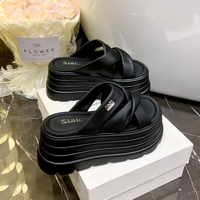 Fashion NEW 8CM Wedge Slippers for Women Summer Non Slip Platform Sandals Woman Open Toe Comfortable Female Chunky Beach Slippers