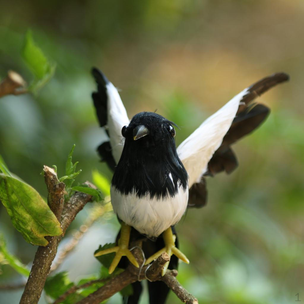 Птичка с перьями - украшение для дома 19