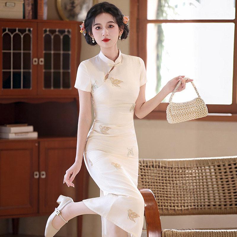 White embroidered national style new Chinese cheongsam improved young 1011 new girl high-end dress summer