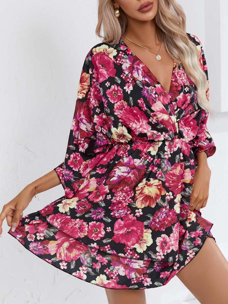 European & American Women's Summer 2023 Bestseller: Printed V-neck Dress with Three-quarter Sleeves