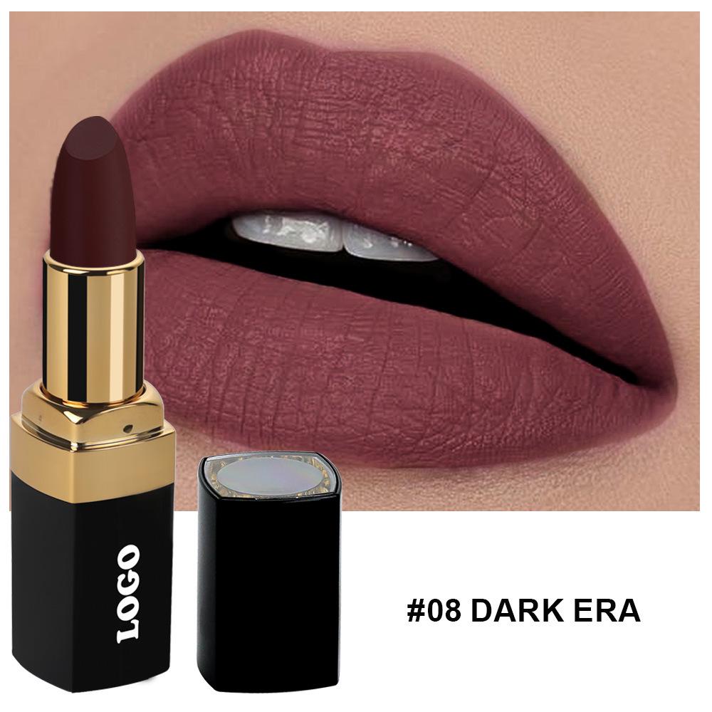 Long-Lasting Matte Lipstick: No Fading or Transfer