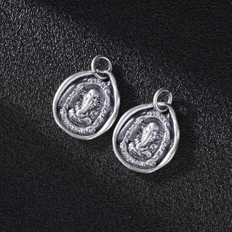 Color-Preserving Distressed Silver Persimmon Lucky Cat Pendant DIY Handmade Bracelet with Tibetan Silver Accessories