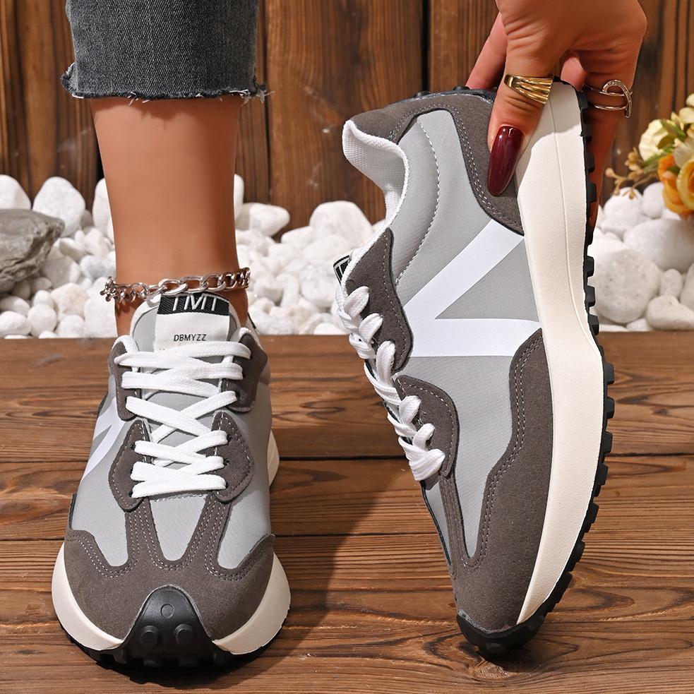 New Women's Shoes Comfortable Quality Autumn Fashion Sports Shoes Anti Slip Wear Resistant Casual Shoes