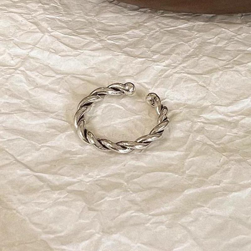 

Korean Style Chic Open Ring For Women With Highend Feel And Appeal Geometric J030