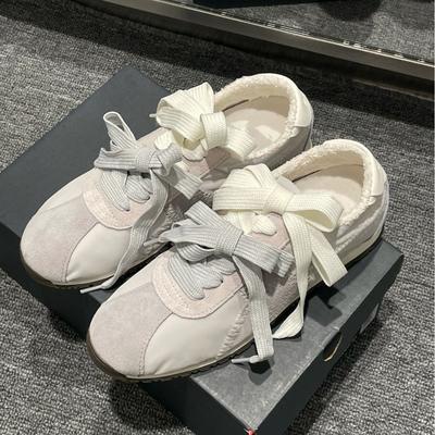 Leather Thick-soled Flat-bottomed Mandarin Duck Bow German Training Shoes Women's Autumn and Winter New Casual and Lightweight Sports Shoes Forrest