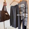 Elegant Mid-Length Hugging Wool-Cashmere Flannel Skirt for Women