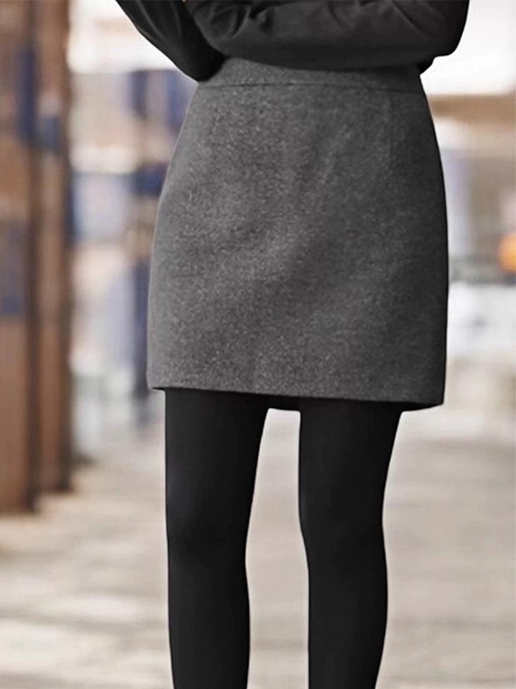 Wen Jiu Wool A-line Mini Skirt: Women's Slimming Short Plush, Winter Minimalist Style