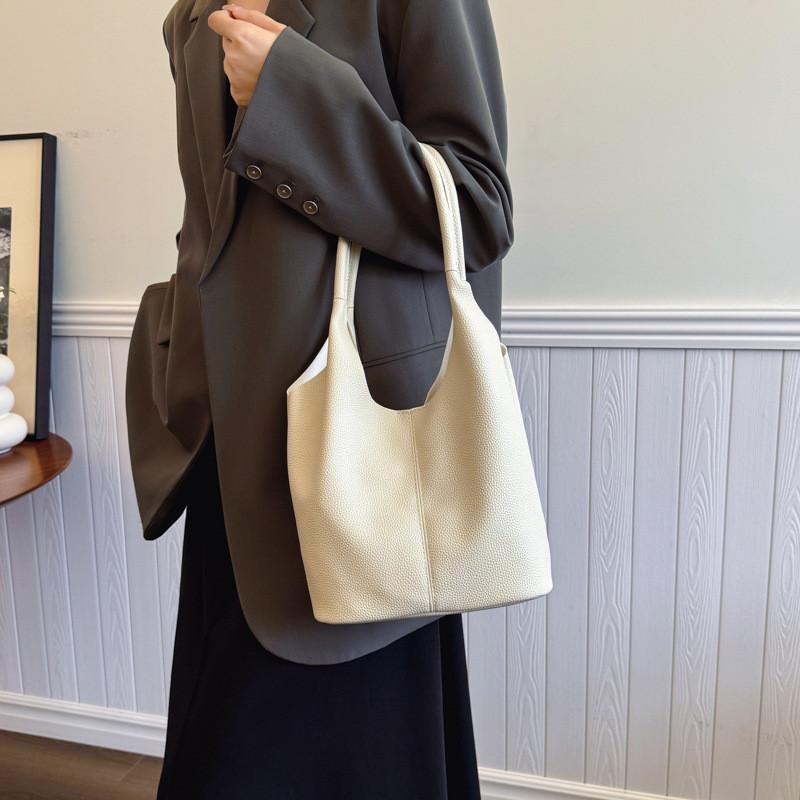 Spacious Oversized Tote Bag For Women 2024 Minimalist Korean Style Soft Pu Shoulder Bag