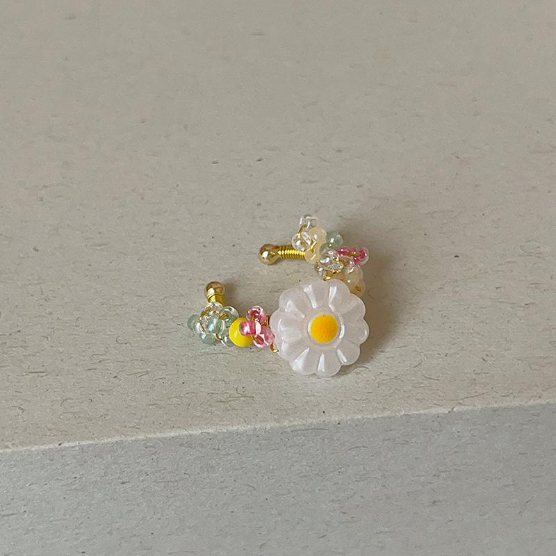 1PC Flower Beaded Clip on Earrings Sweet Trendy Fashion Jewelry