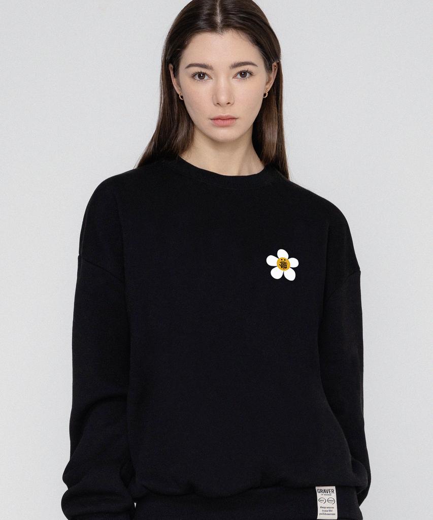 GRAVER [Unisex] Tyl White Flower Smile Logo Sweatshirt_Black