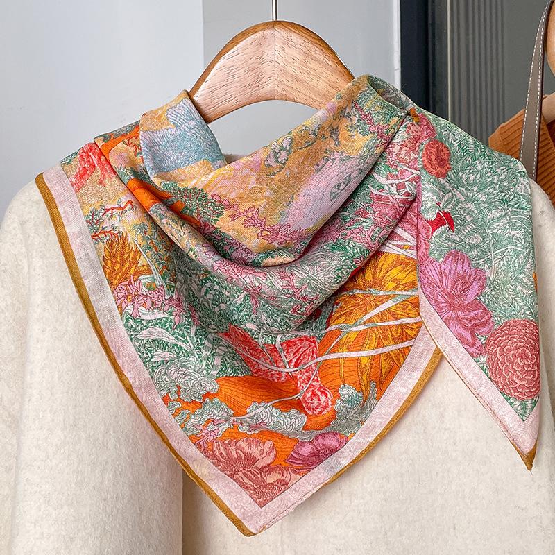 Oil painting rose 70 beautiful romantic literary simulation silk square scarf women s middle-aged and elderly mother old flower scarf silk scarf