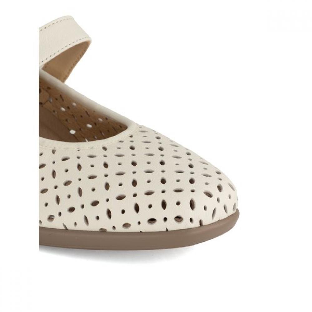 VAINER Women Punching Mary Jane Velcro Comfort Shoes Ivory 165a0v1iv