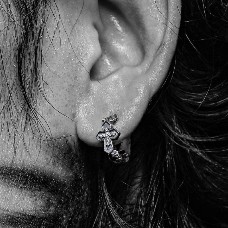 Retro Cross 925 Silver Needle Earrings: Men's High-End Fashion, Heavy Industry Style, All-Match Jewelry Ear Buckles