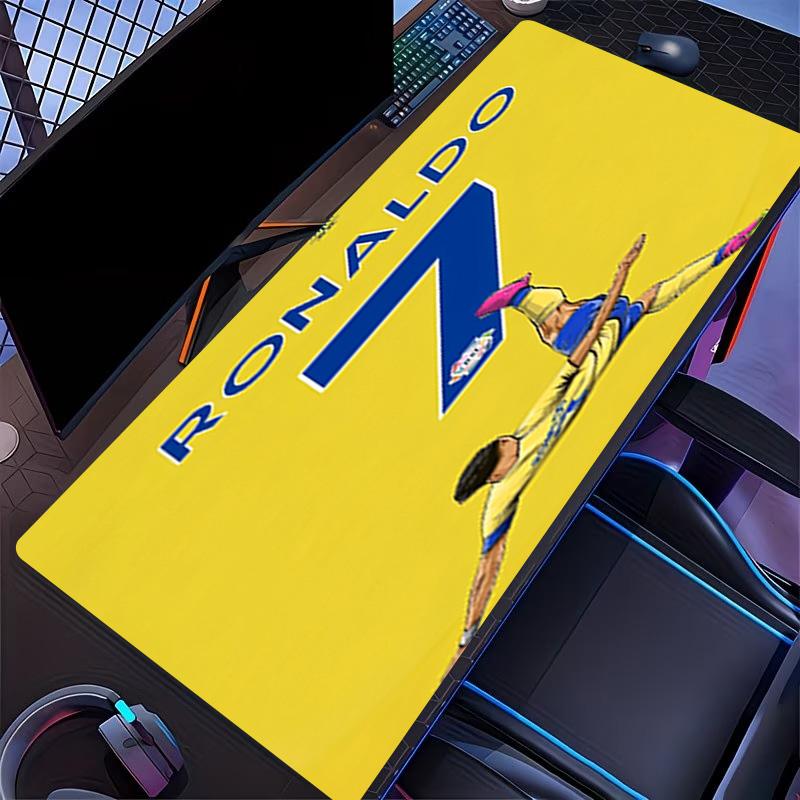 Tappetino per Mouse con Stampa di Cristiano Ronaldo, per Tastiera, Tappetino per Laptop PC per Ufficio, Uso Domestico, Decorazione Scrivania, Regalo di Compleanno Perfetto per i Giocatori