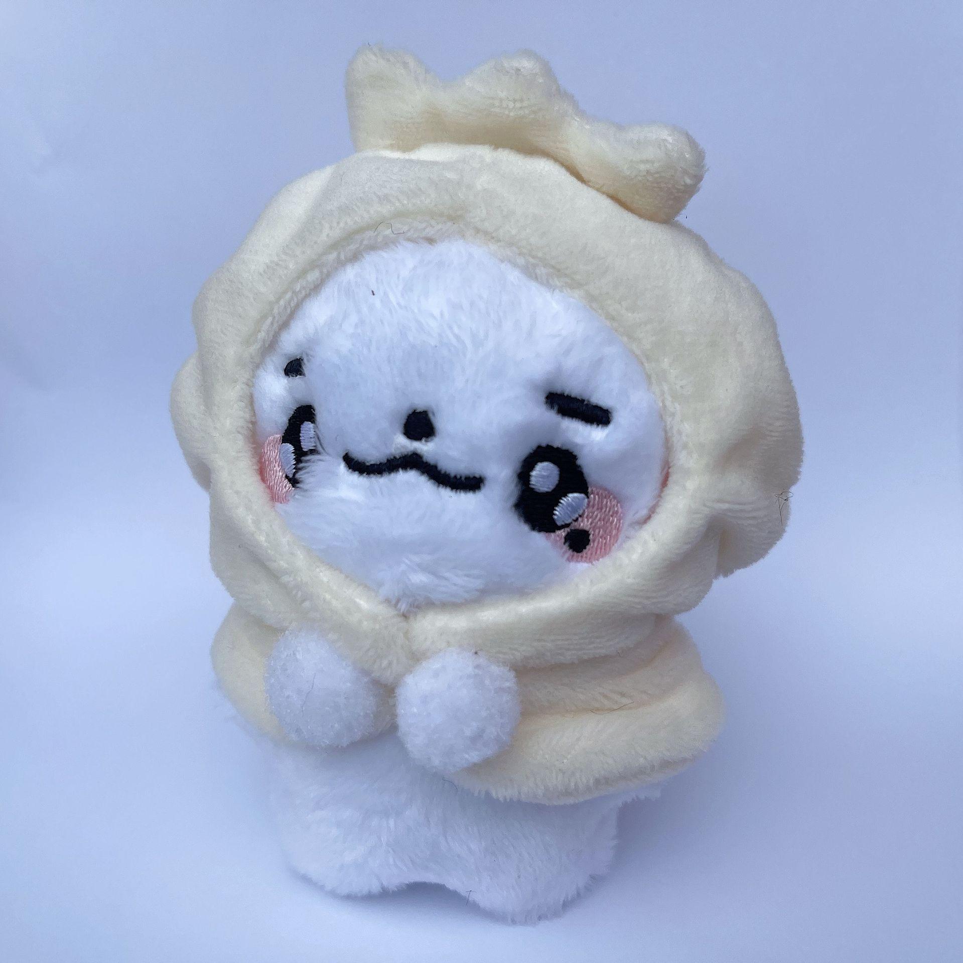 

Фан-мейд куклы Ли Ёнбок, Феликс, Хван Хёнджин и Бан Чан с брелоком в виде лисы и волка 10 cm