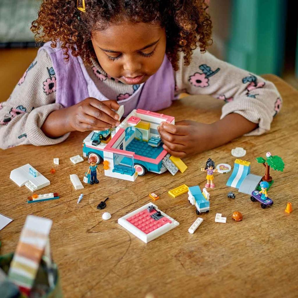 LEGO 42613 Heartlake City Hospital Ambulance - Uj