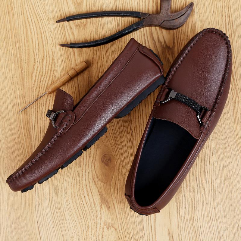 Fashion New Arrival Luxury Mens Loafers Genuine Leather Metal Buckle Moccasins Comfortable Slip-On Flats Leisure Walk Male Driving Shoes