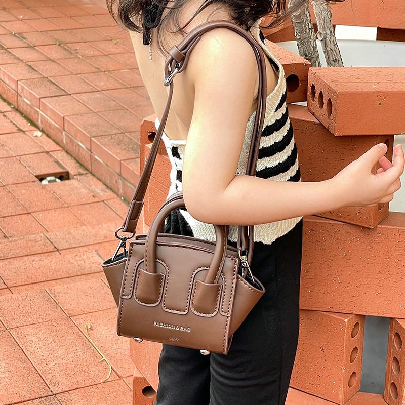 Childrens Pu Crossbody Bag With Breathable Material For Kids Daily Use