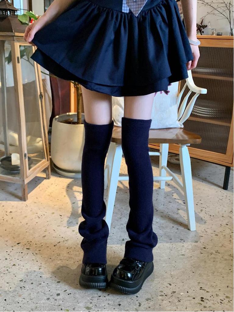 Vielseitige graue extra lange Overknee-Damen-Oberschenkelstulpen für Herbst und Winter